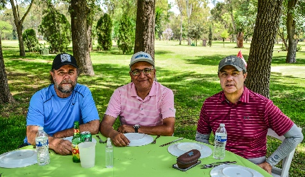  José González, Lorenzo Sánchez y Javier Mercado.