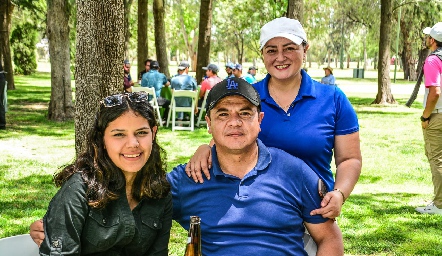  Iván Ramírez, Alexa Ramírez y Ana Tere Acebo.