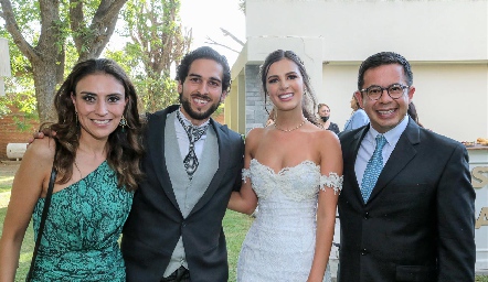  Gris de Díaz de León, Alejandro Martínez, Paulina Acevedo y Emanuel Díaz de León.