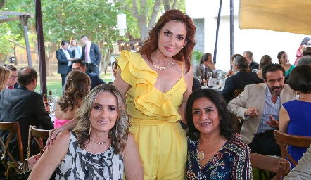  Araceli Cano, Mayela Valdez y Maru Silos.