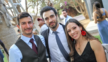  Luis de la Rosa, Gustavo Von Der Meden y Ximena Padilla.