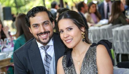  Edoardo Acevedo y Montserrat Arámbula.