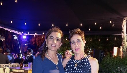  Martha Lasso y Ana Hunter.