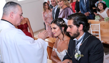  Paulina Acevedo y Alejandro Martínez 