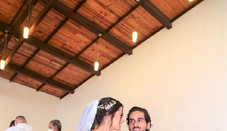  Paulina Acevedo y Alejandro Martínez.