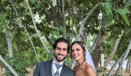  Alejandro Martínez y Paulina Acevedo.