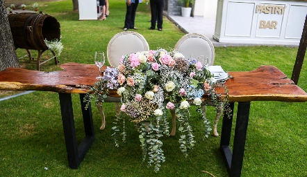  Mesa de novios.