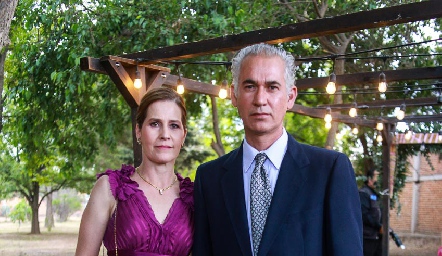  Ale y Fitos Rivera.
