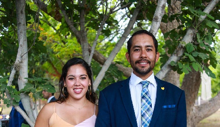  Mariana Ortiz y Mau Purata.