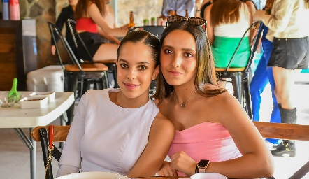  Ximena Delsol y Valentina Nava.