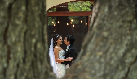  Regina Oliva y Arturo Hernández.