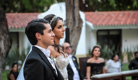  Arturo Hernández y Regina Oliva.