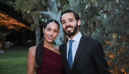  Eugenia Cortés y Ramón Aburto.
