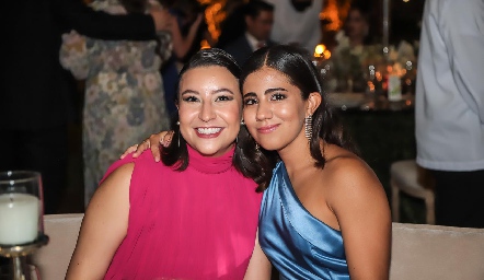  Ana Gómez y María José Avila.