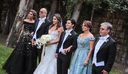  Claudia Anaya, Jaime y Regina Oliva, Arturo, Marcela y Arturo Hernández.