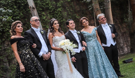  Claudia Anaya, Jaime y Regina Oliva, Arturo, Marcela y Arturo Hernández.