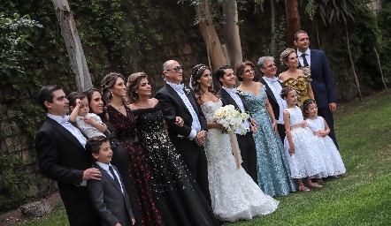  Familias Oliva y Hernández.