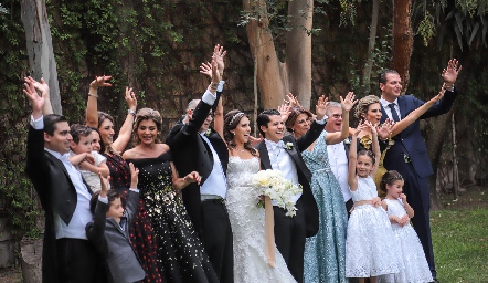  Familias Oliva y Hernández.