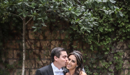  Jaime y Regina Oliva Anaya.