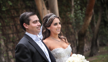 Jaime y Regina Oliva Anaya.