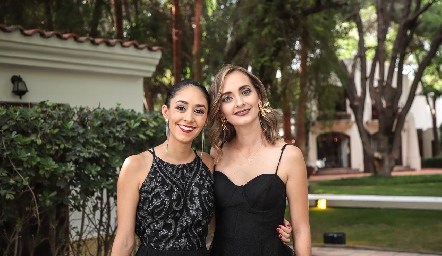  Paola y Laura Díaz de León.