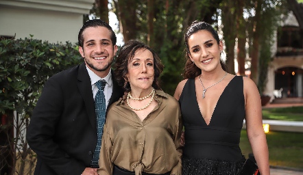  Pablo Lavín, Maga Rubín y María Lavín.
