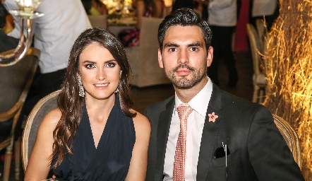  Cecilia Desouches y Héctor D’Argence.
