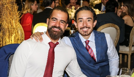  Dan Valle y Arturo Pérez.