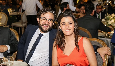  Daniel Lárraga y Lourdes.