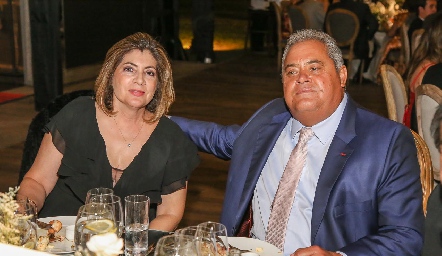  Lety Anaya y Carlos Delgado.