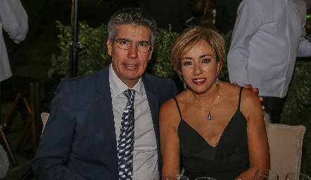  Mauricio y Karina Alcalde.