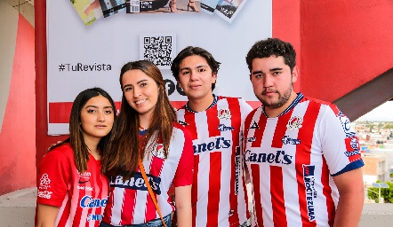  Mariana Meade, María Julia Flores, José Miguel Rocha y Javier Morales.