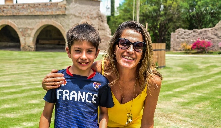 Sofía Rueda y Diego Quintanilla.