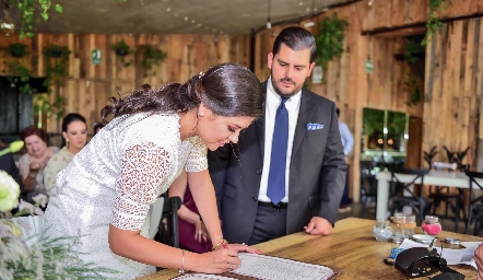 Boda Civil de Ana Cecilia Ortiz y Alejandro Rodríguez.