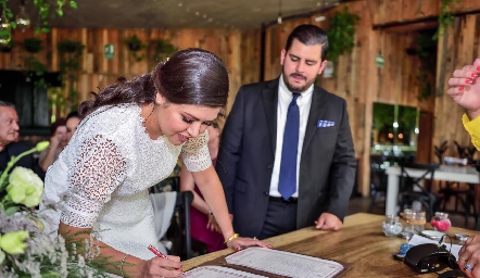 Boda Civil de Ana Cecilia Ortiz y Alejandro Rodríguez.