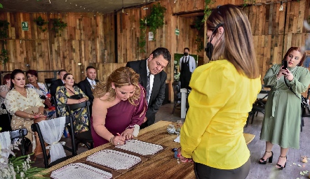 Boda Civil de Ana Cecilia Ortiz y Alejandro Rodríguez.