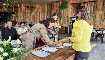 Boda Civil de Ana Cecilia Ortiz y Alejandro Rodríguez.