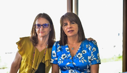  Lourdes Echeveste y Laura Autrique.