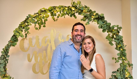  Fernando Domínguez y Camila Fernández se comprometieron en matrimonio.