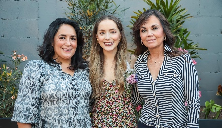  Laura Rodríguez, Laura Bravo y Elsa Tamez.