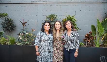  Laura Rodríguez, Laura Bravo y Elsa Tamez.