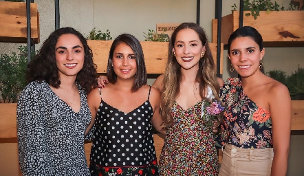  María Bravo, Bety Lázaro, Laura Bravo e Ilse Lázaro.