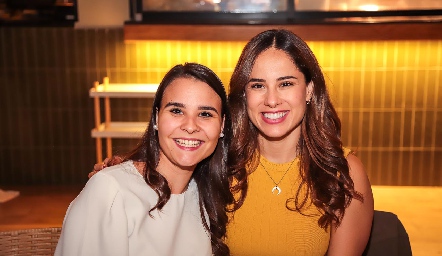  Sofía Torre y Adriana Narváez.