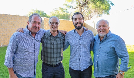  Mauricio Quijano, Alfonso Ledezma, Guillermo Báez y Guillermo Báez.