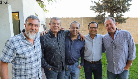  Picho Paramo, Luis Arturo Estrada, José Luis Suárez, Eduardo González y Mauricio Quijano.