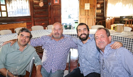  Poncho Ortiz, Antonio Lozano, Guillermo Báez y Mauricio Quijano.