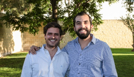  Luis Torres y Guillermo Báez.
