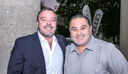  Héctor Morales y Emmanuel Alonso.