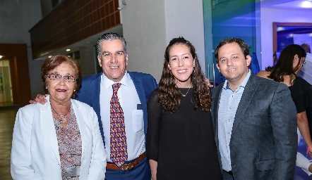  María Eugenia del Pozo, Agustín Esparza, Mónica Esparza y Pedro Arredondo.
