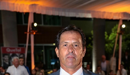  René Gutiérrez.